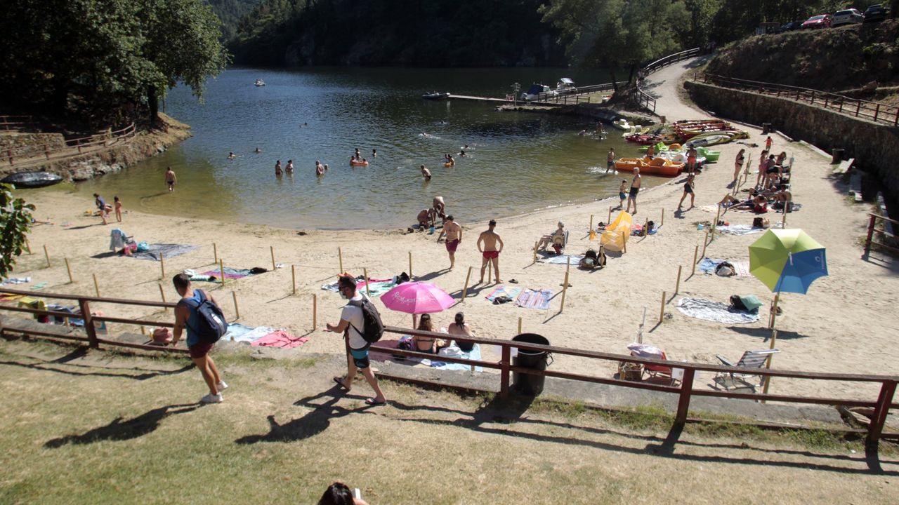 Playa fluvial de A Cova
